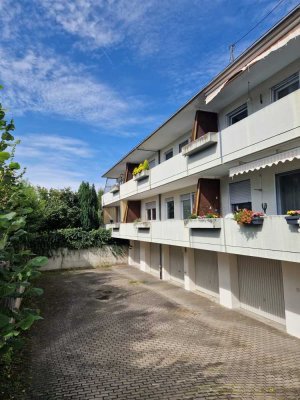 Dachgeschosswohnung in ruhiger Lage in Merching