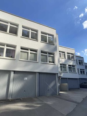 Modernisierte 3-Raum-Wohnung mit EBK in Wuppertal-Elberfeld