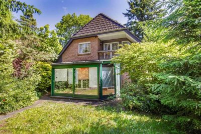 Attraktives Einfamilienhaus mit separaten Nutzungsmöglichkeiten in Bremen-Mittelshuchting
