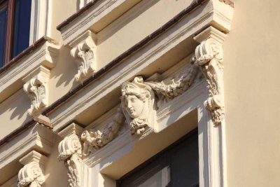 Charmante 2-Raum-Altbau-Wohnung mit Elbblick