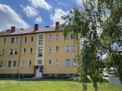 300 € - 46.6 m² - 2.0 Zi.