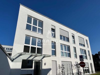 ***Dachgeschosswohnung mit Einbauküche und Loggia!***