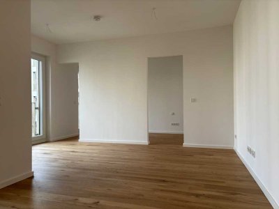 Attraktive, fast neue 1,5-Zimmerwohnung in Freising, von privat, gute Anbindung, hell, großer Balkon