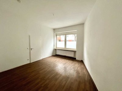 Charmante 2-Zimmer-Altbauwohnung in gefragter Lage – ideal für Singles oder Paare