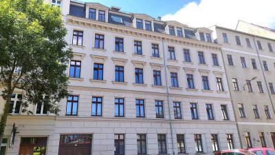 Ruhige 2-Zimmer-Wohnung in historischem Gebäude mit Balkon