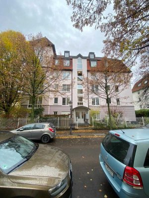 Charmante 2-Zimmer Wohnung mit Balkon und Fußbodenheizung in Dresden Striesen-West