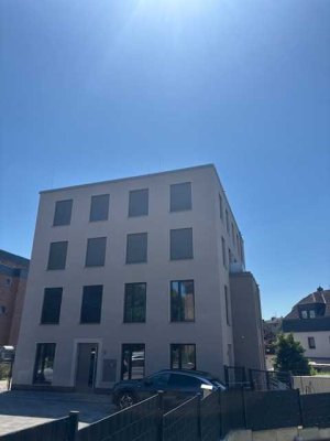 Moderne 2-Zimmer-Wohnung mit großer Sonnenterrasse in Köln-Porz