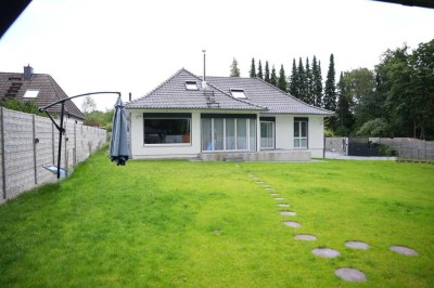 Kernsanierter Wohntraum mit modernster Architektur, großem Garten & Smarthome-Technik