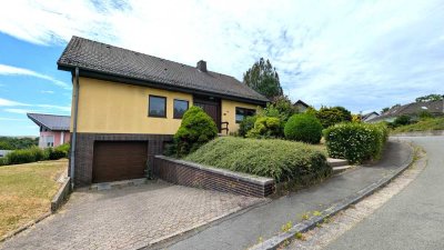 Gepflegtes Einfamilienhaus mit traumhafter Aussicht