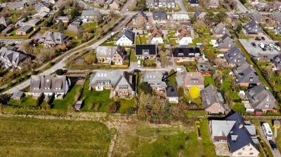 Großes Einfamilienhaus mit Bungalow in ruhiger Lage!