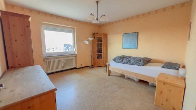 Zentrumsnahe 4-Zimmer-Wohnung mit 2 Balkonen, TG-Stellplatz und Einbauküche