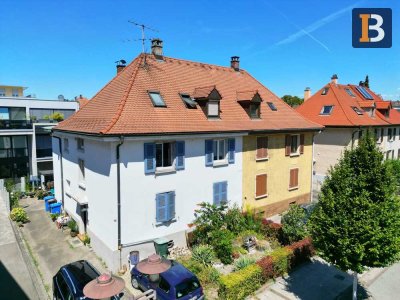 DHH in der Innenstadt Rheinfeldens mit 2 Stellplätzen und Freisitz!