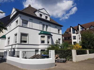 Wohnen in der Villa, elegante Etagenwohnung im Grünen