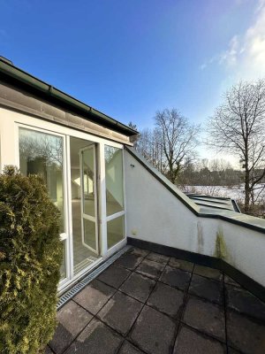 Charmante 4-5 Zi-DG-Whg+30m² Keller-Hobbyraum (Heizung+Fenst) +2 Balk/Terassen +TG - nb Zamilapark