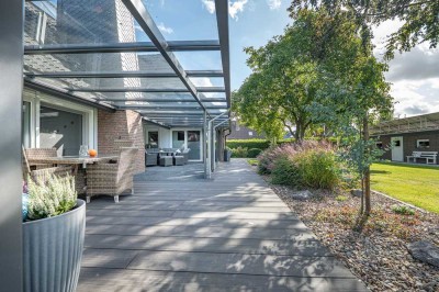 Hier bleiben keine Wünsche offen! Großer Wohntraum in familienfreundlicher Lage!