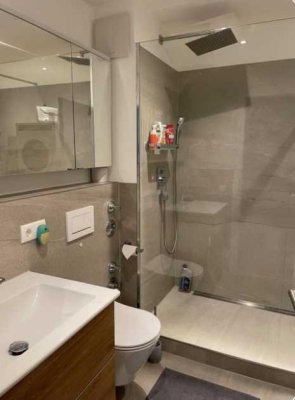 Stilvolle 3-Zimmer-Dachgeschosswohnung mit gehobener Innenausstattung in Ismaning