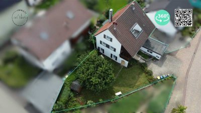 Modernisiert - Gemütlich - Familienfreundlich: 1-FH mit Garten, Balkon & Dachterrasse in Neulingen