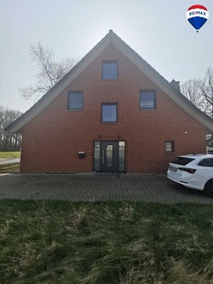 Ruhig gelegenes Zweifamilienhaus mit großem Garten in Löhne-Mennighüffen zu verkaufen.