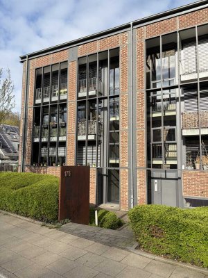 Loftwohnung in der Belle Etage (1. OG) im Kunstwerkerhaus (teilmöbliert)