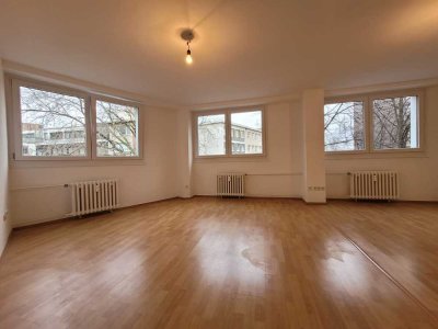 Ca. 61m² helle Zwei-Zimmer-Wohnung im Stadtkern von Essen