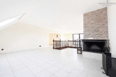 Maisonette mit Kamin und 2 Balkonen