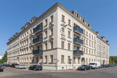 Großzügige 4‑Zimmer‑Wohnung mit Balkon & Aufzug im begehrten Zentrum‑Süd