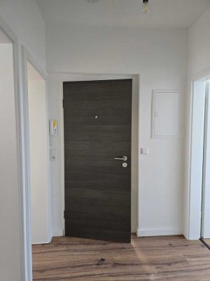 **Moderne 2-Zimmer-Wohnung – Erstbezug nach Komplettsanierung!**