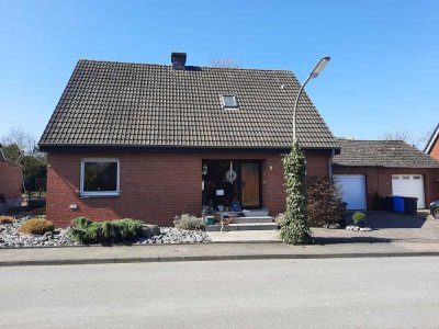 EFH mit großem Garten in ruhiger Lage