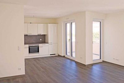 Oberursel: Viel Raum - 2 Zimmer-Wohnung mit Balkon - hochwertig & komfortabel