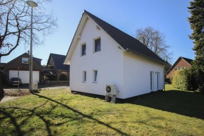 Attraktives Einfamilienhaus mit großem Garten in zentraler Lage von Wunstorf -Klein Heidorn