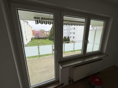 Renovierte 3-Zimmer Wohnung mit 2 Balkonen in der Neustadt