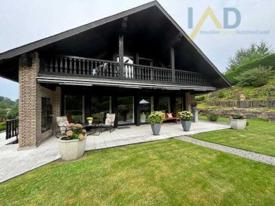 Exklusives Anwesen mit Panoramablick – Charaktervolles Anwesen in traumhafter Lage