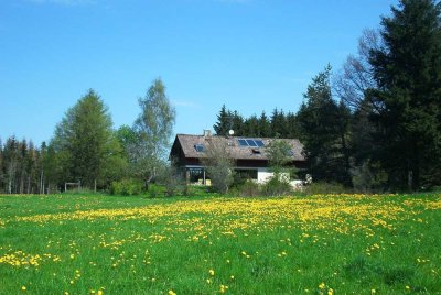 Frei stehendes 2-Fam.-Haus in idyllischer Alleinlage (Dornhan)