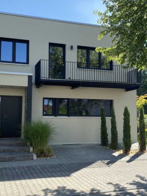 Traumhafte 3-4-Zimmer-Wohnung in 3-FH