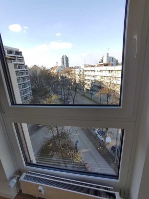 Stadtwohung 38 m² mit Luitpoldpark-Blick - 5. OG, Ostbalkon, neue Fenster, sofort verfügbar