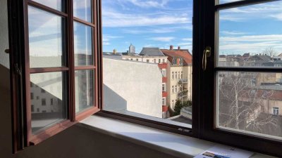 Schöne DG-Wohnung im Waldstraßenviertel