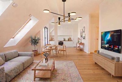 Penthouse-Erstbezug im Stephankiez: 3 Zimmer, 2 Balkone & Aufzug