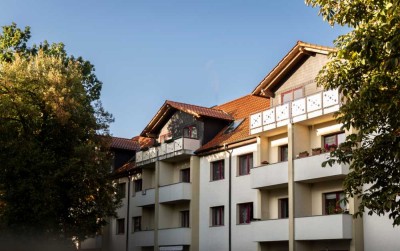 � 2-Zimmer-Wohnung zum Wohlfühlen!| Einbauküche| saniertes Bad �