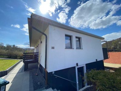 Zweitbezug nach Kernsanierung mit neuer Küche: Schöne 3-Raum-Wohnung mit moderner Innenausstattung