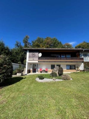 Charmantes Ein-/Zweifamilienhaus in herrlicher Aussichtslage