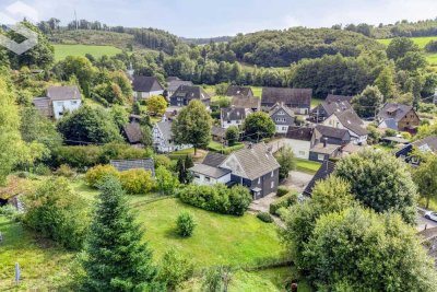 Kleines Schmuckstück auf großem Grundstück