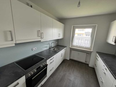 Attraktive 3-Zimmer-Wohnung mit Einbauküche und Balkon in Waldkraiburg