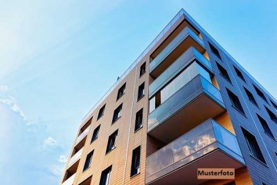 2-Zimmer-Wohnung und Loggia und Weitblick