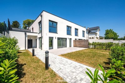 Erstbezug: Doppel-Haushälfte mit Fernblick und Wohlfühlambiente