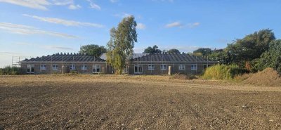 1400 € - 110 m² - 4.0 Zi.
Ruhiges Wohnen auf dem Land