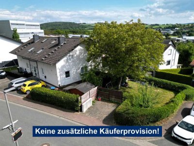 Schöne Doppelhaushälfte mit wunderbarem Garten
