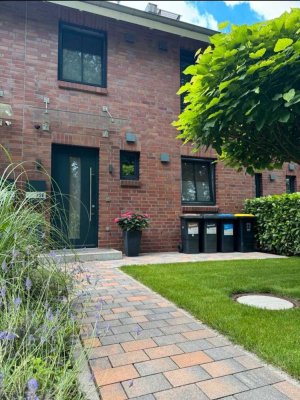 Exklusives Reihenhaus in Oberneuland – 6 Zimmer, Garten, Garage & Carport