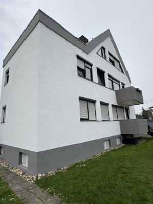 Modernisierte, ruhig gelegene 3-Raum-Wohnung mit Balkon in Leverkusen