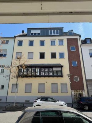 Parterrewohnung mit Sonnenterrasse  Nähe Markt und Bahnhof - ab September !