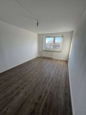 Am Anger 22 - schöne 1,5 ZKB Wohnung im 5.OG mit *WBS* zu vermieten